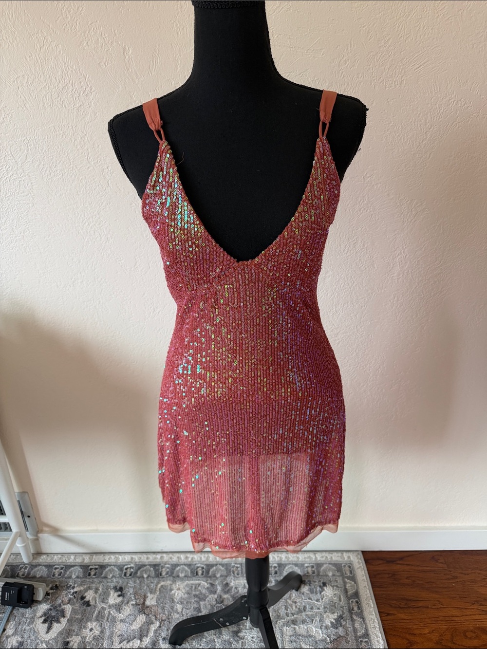 NWT FREE PEOPLE Women’s Rose Sequin V-Neck Slip Dress SIZE SMALL